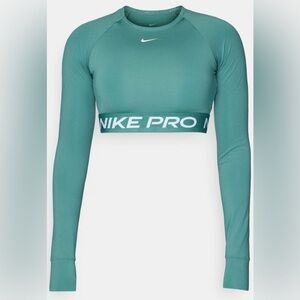 Nike Women's Pro Dri-FIT Cropped Long-Sleeve Top